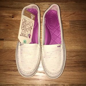 Reef Bella Costas New without box size 6